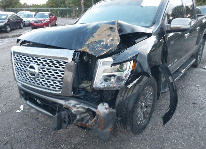 Photo 6 of 2019 Nissan Titan PLATINUM RESERVE (VIN 1N6AA1E5XKN516476)
