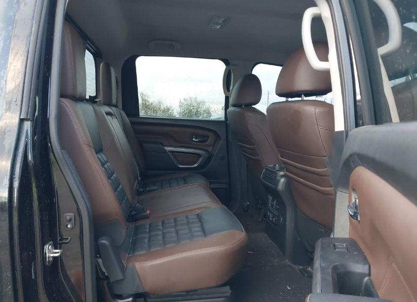 Photo 8 of 2019 Nissan Titan PLATINUM RESERVE (VIN 1N6AA1E5XKN516476)