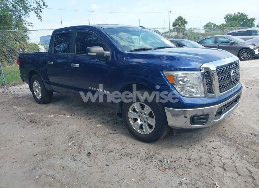 2018 Nissan Titan SV (VIN 1N6AA1E61JN500822) main photo