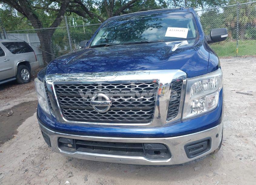 Photo 12 of 2018 Nissan Titan SV (VIN 1N6AA1E61JN500822)
