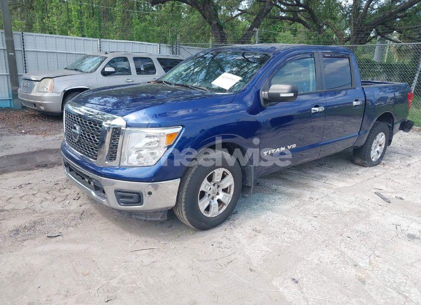Photo 2 of 2018 Nissan Titan SV (VIN 1N6AA1E61JN500822)