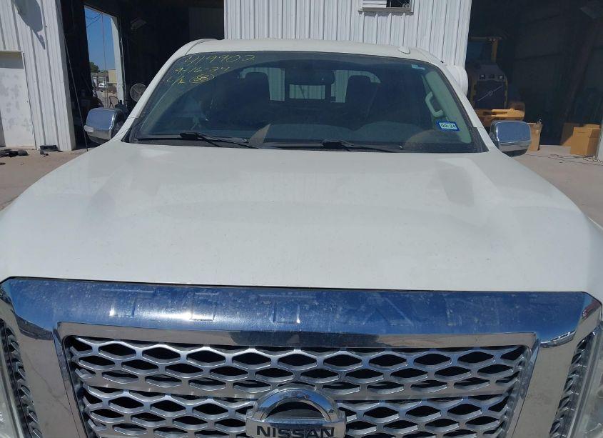 Photo 10 of 2018 Nissan Titan SL (VIN 1N6AA1E61JN502554)