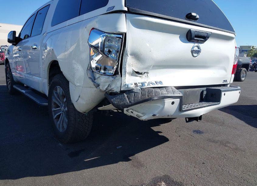 Photo 6 of 2017 Nissan Titan SL (VIN 1N6AA1E62HN515162)