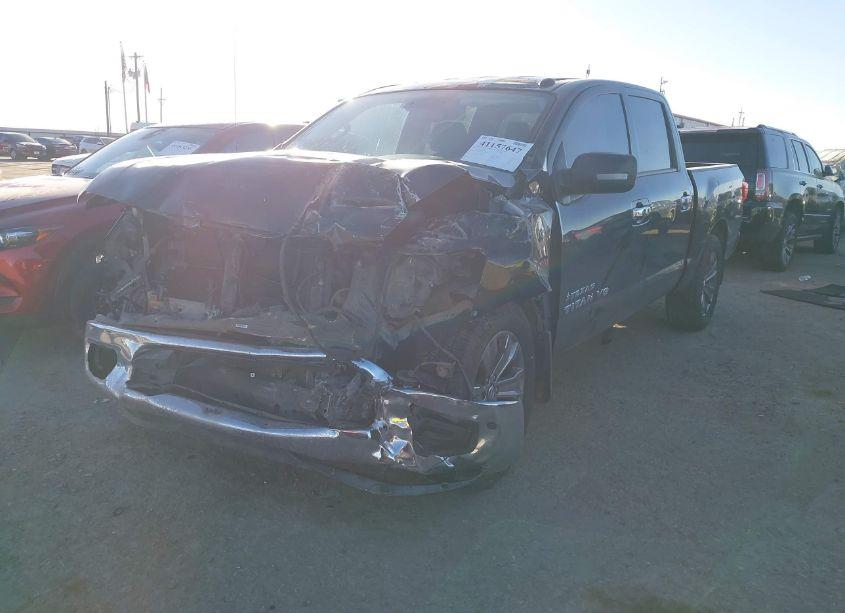 Photo 2 of 2018 Nissan Titan SV (VIN 1N6AA1E62JN503907)