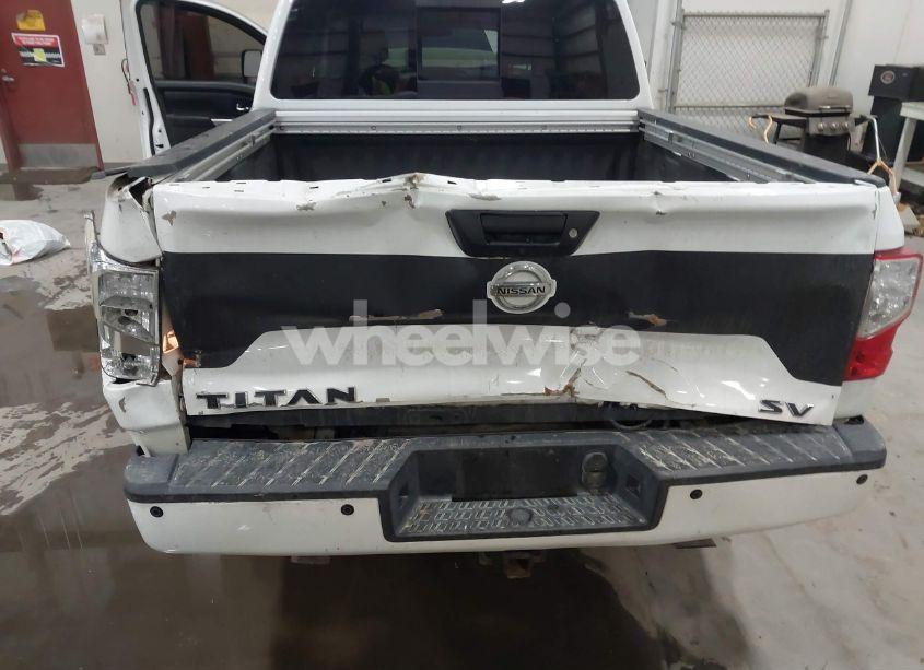 Photo 6 of 2018 Nissan Titan SV (VIN 1N6AA1E63JN539220)