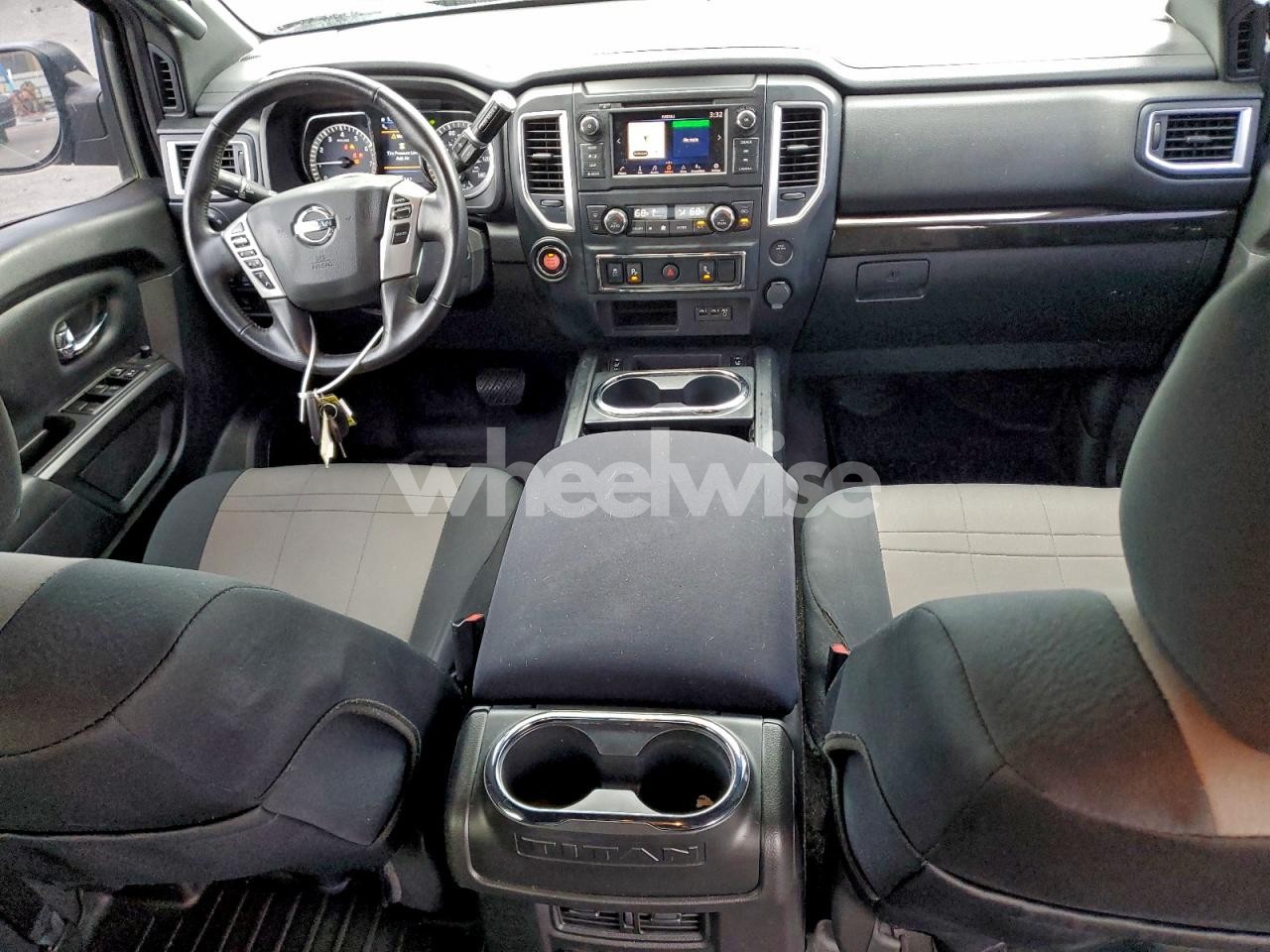 Photo 8 of 2019 NISSAN TITAN PLATINUM RESERVE (VIN 1N6AA1E64KN507426)