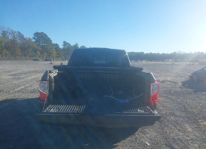 Photo 16 of 2017 Nissan Titan SV (VIN 1N6AA1E65HN516791)