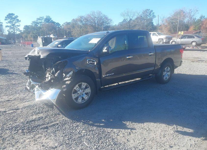 Photo 2 of 2017 Nissan Titan SV (VIN 1N6AA1E65HN516791)