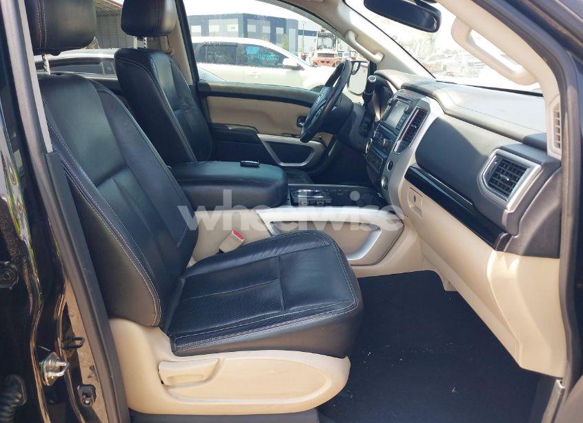 Photo 5 of 2018 Nissan Titan SV (VIN 1N6AA1E66JN513131)