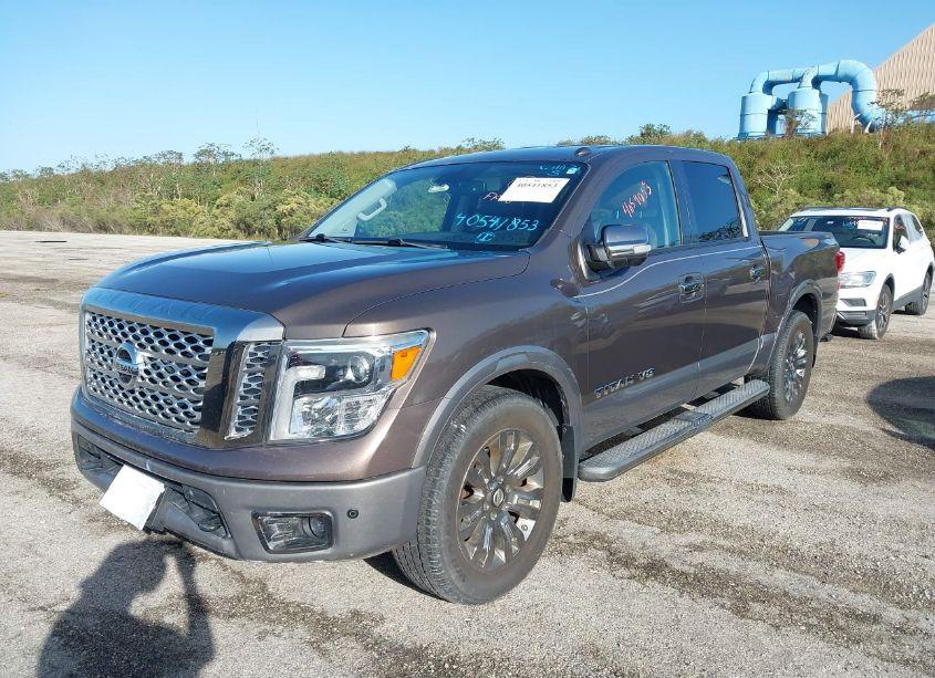 Photo 2 of 2019 Nissan Titan PLATINUM RESERVE (VIN 1N6AA1E66KN503927)