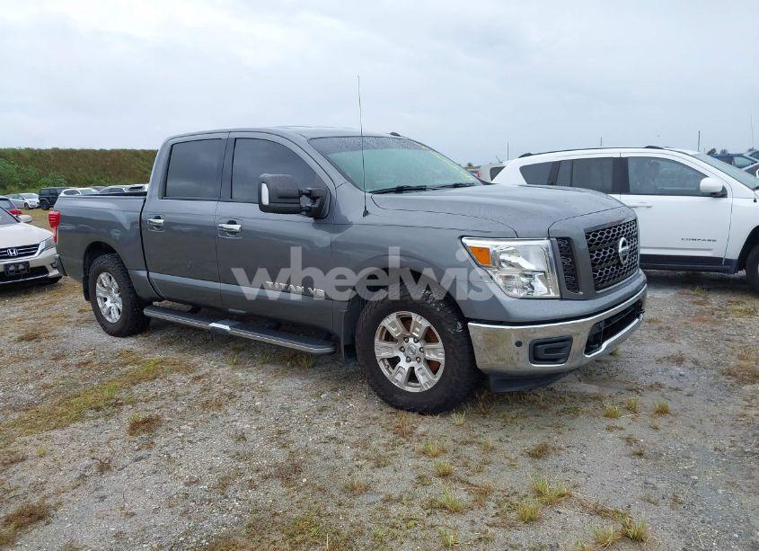2019 Nissan Titan SV (VIN 1N6AA1E68KN503279) main photo