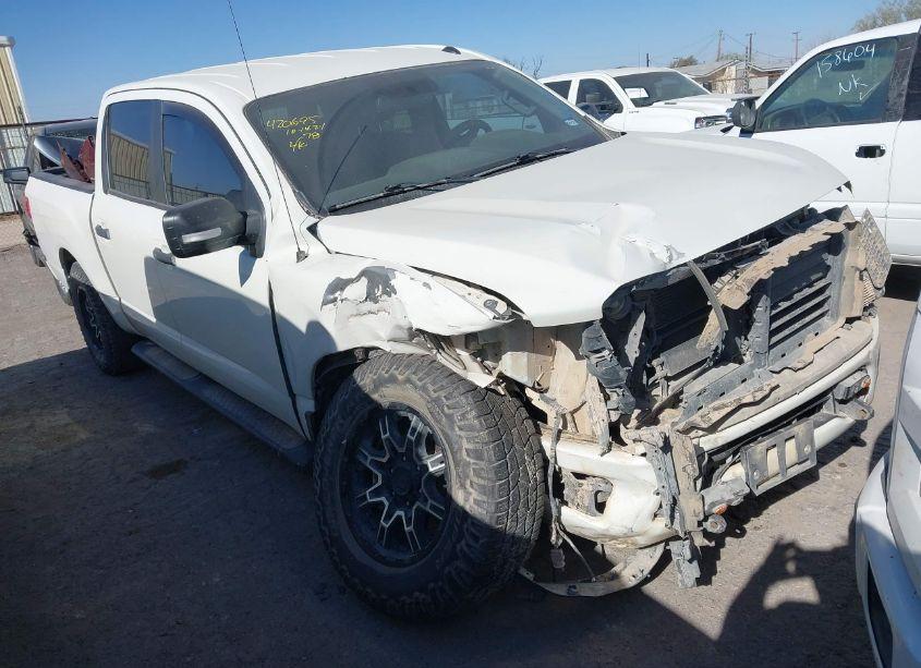 2019 Nissan Titan SV (VIN 1N6AA1E68KN533463) main photo