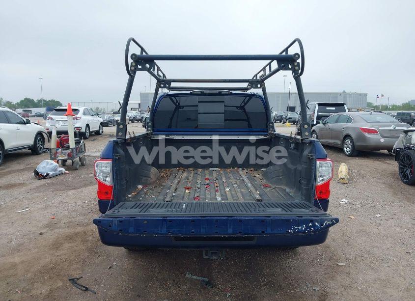 Photo 18 of 2018 Nissan Titan SL (VIN 1N6AA1E69JN500096)