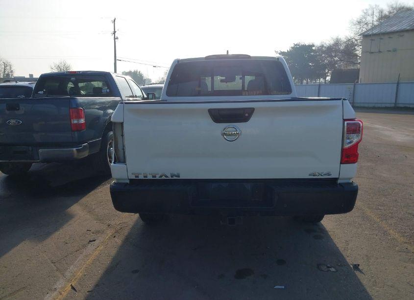Photo 16 of 2022 Nissan Titan S 4X4 (VIN 1N6AA1EC3NN106413)