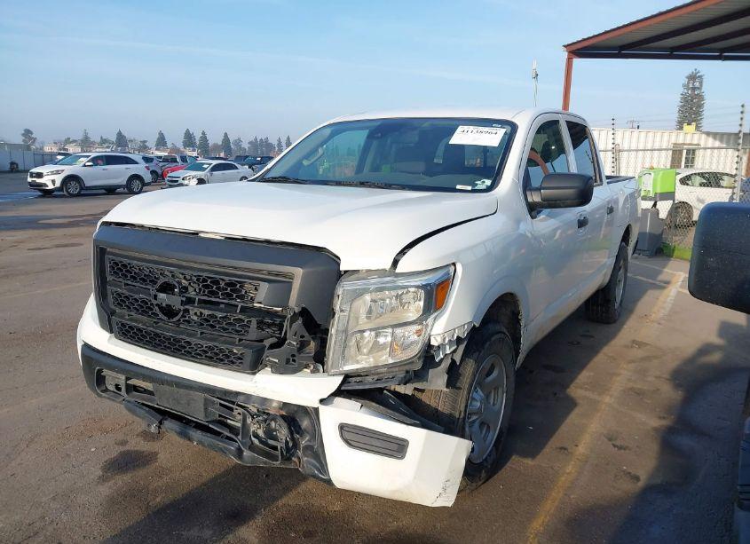 Photo 2 of 2022 Nissan Titan S 4X4 (VIN 1N6AA1EC3NN106413)