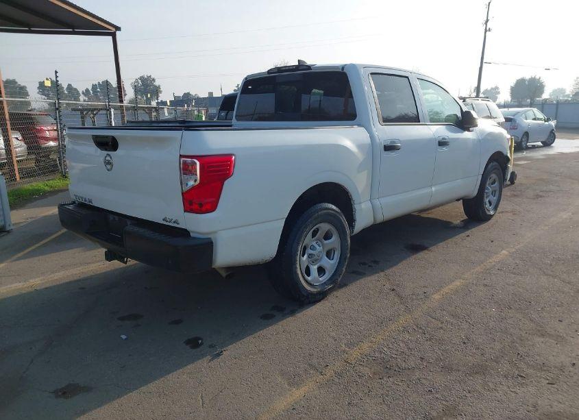 Photo 4 of 2022 Nissan Titan S 4X4 (VIN 1N6AA1EC3NN106413)