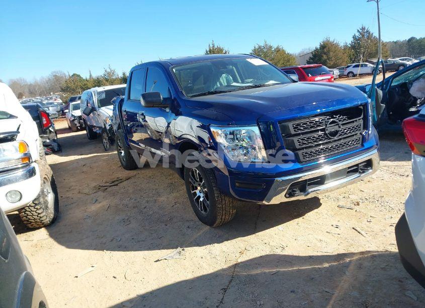 2024 Nissan Titan SV 4X4 (VIN 1N6AA1EC7RN111913) main photo