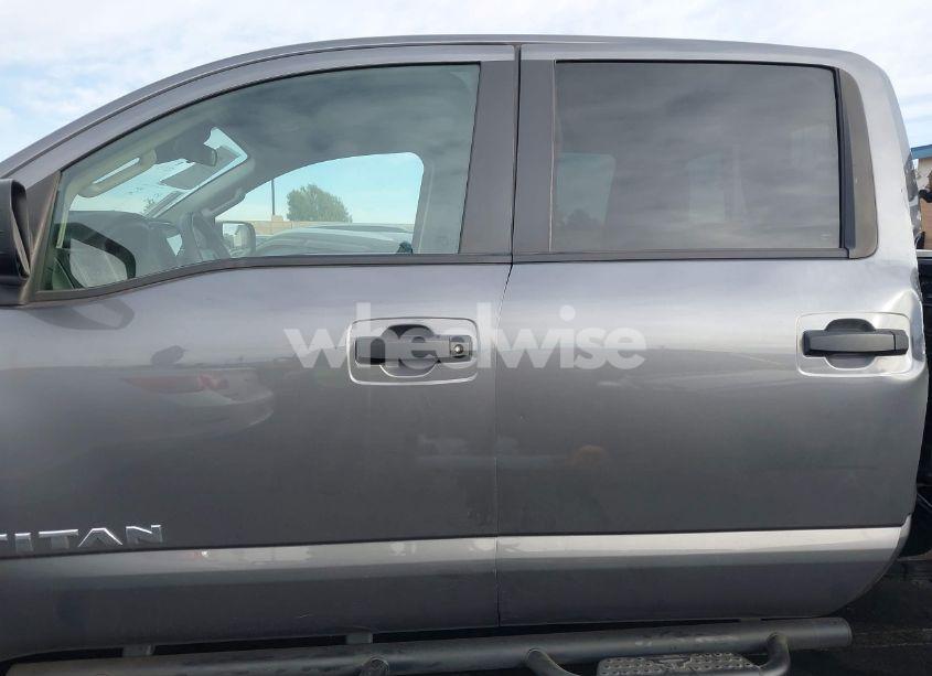 Photo 14 of 2022 Nissan Titan SV 4X4 (VIN 1N6AA1EC8NN108027)