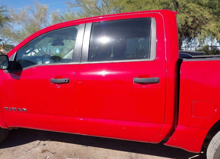 Photo 15 of 2022 Nissan Titan SV 4X4 (VIN 1N6AA1EC9NN103886)