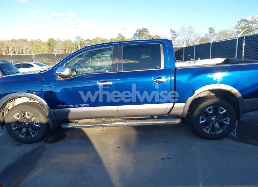 Photo 14 of 2020 Nissan Titan PLATINUM RESERVE 4X4 (VIN 1N6AA1ED0LN500358)