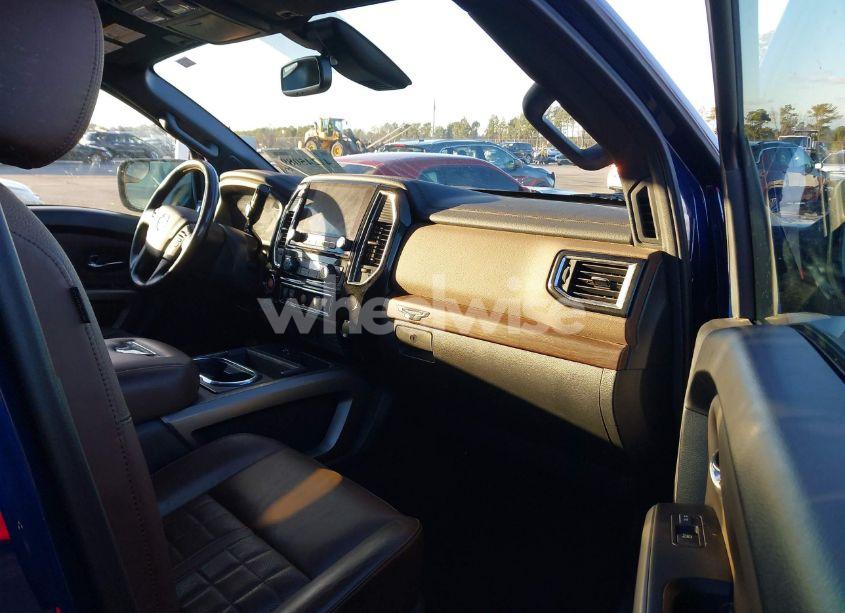 Photo 5 of 2020 Nissan Titan PLATINUM RESERVE 4X4 (VIN 1N6AA1ED0LN500358)