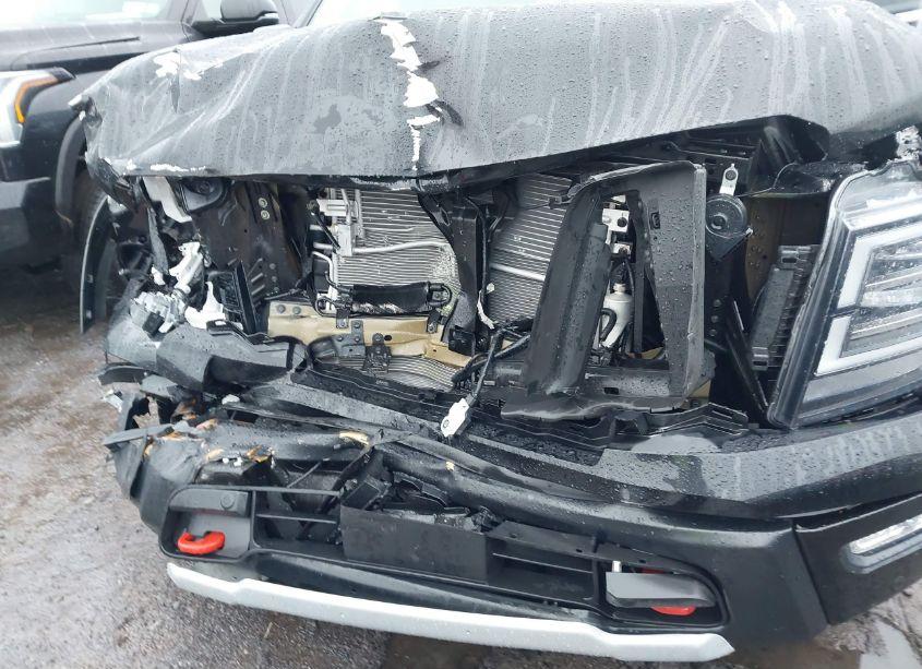 Photo 6 of 2023 Nissan Titan PRO-4X 4X4 (VIN 1N6AA1ED2PN106964)