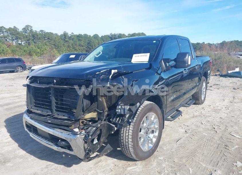 Photo 2 of 2024 Nissan Titan SV 4X4 (VIN 1N6AA1ED3RN104966)