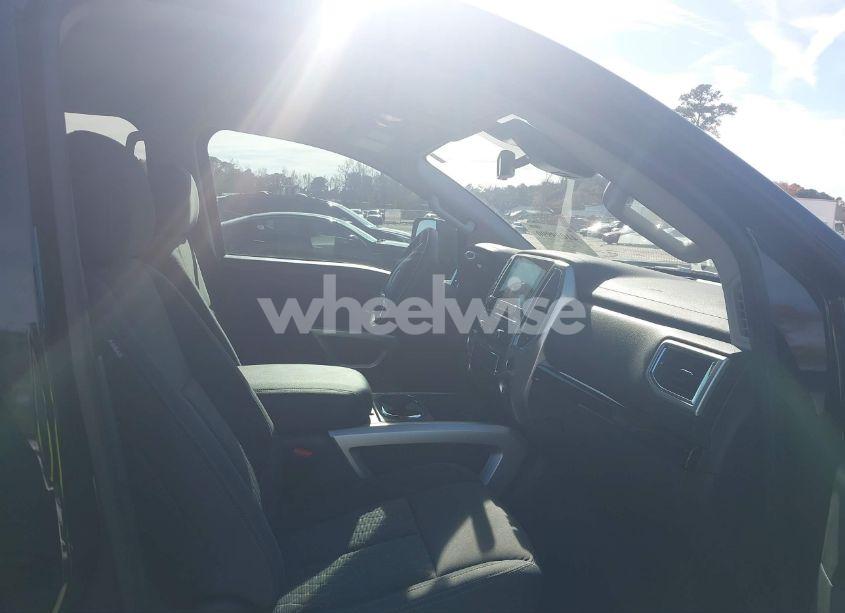 Photo 5 of 2024 Nissan Titan SV 4X4 (VIN 1N6AA1ED3RN104966)