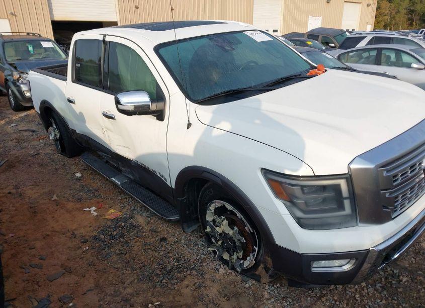 2020 Nissan Titan PLATINUM RESERVE 4X4 (VIN 1N6AA1ED4LN507569) main photo