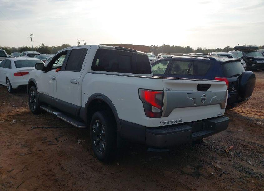 Photo 3 of 2020 Nissan Titan PLATINUM RESERVE 4X4 (VIN 1N6AA1ED4LN507569)