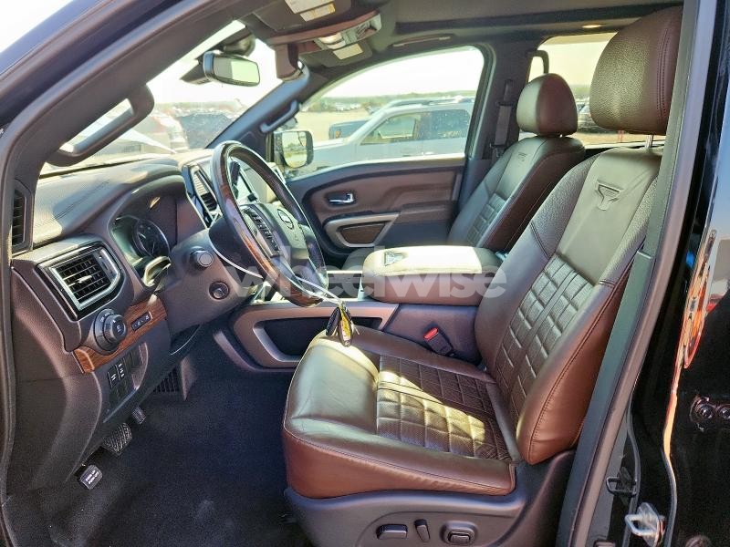 Photo 10 of 2020 NISSAN TITAN SV (VIN 1N6AA1ED4LN510150)