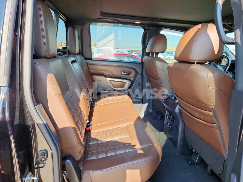 Photo 4 of 2020 NISSAN TITAN SV (VIN 1N6AA1ED4LN510150)