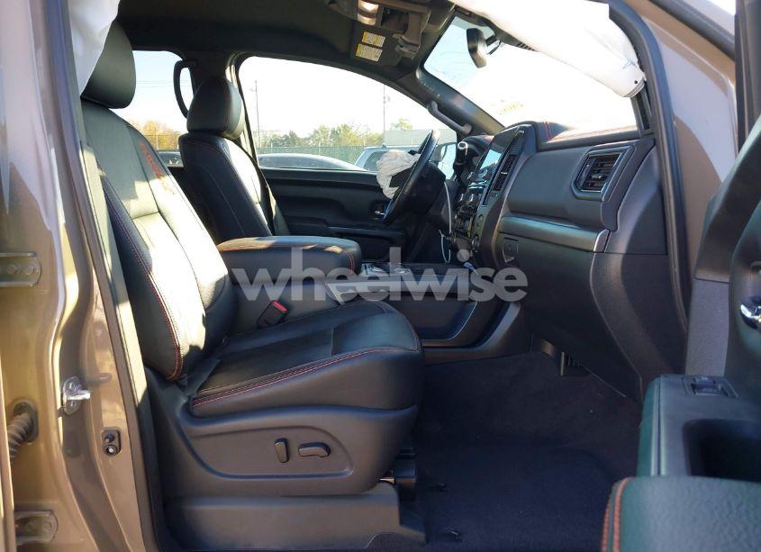 Photo 5 of 2022 Nissan Titan PRO-4X 4X4 (VIN 1N6AA1ED6NN101067)