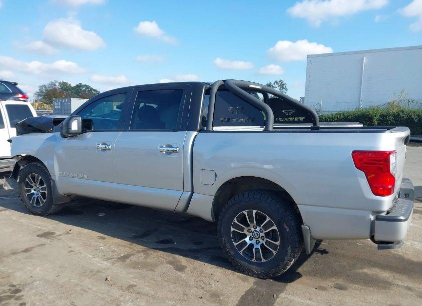 Photo 14 of 2020 Nissan Titan SV 4X4 (VIN 1N6AA1ED8LN502617)