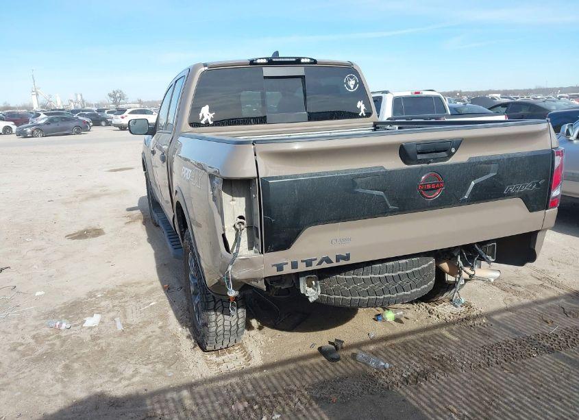 Photo 3 of 2023 Nissan Titan PRO-4X 4X4 (VIN 1N6AA1ED9PN106220)