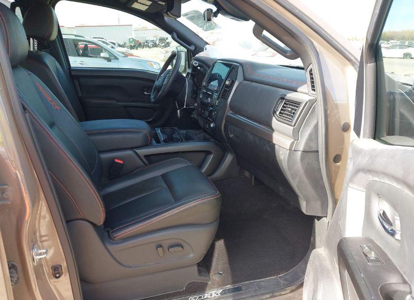 Photo 5 of 2023 Nissan Titan PRO-4X 4X4 (VIN 1N6AA1ED9PN106220)