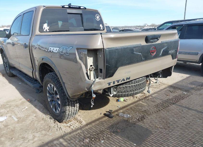 Photo 6 of 2023 Nissan Titan PRO-4X 4X4 (VIN 1N6AA1ED9PN106220)