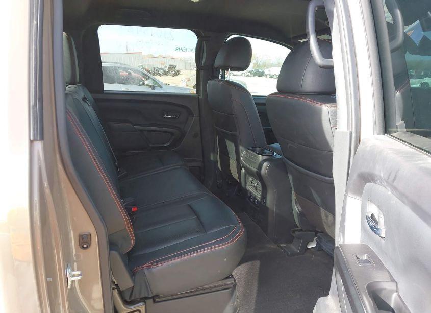 Photo 8 of 2023 Nissan Titan PRO-4X 4X4 (VIN 1N6AA1ED9PN106220)
