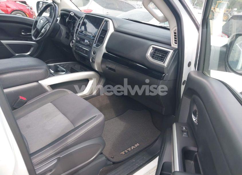 Photo 5 of 2020 Nissan Titan SV 4X2 (VIN 1N6AA1EF0LN506808)