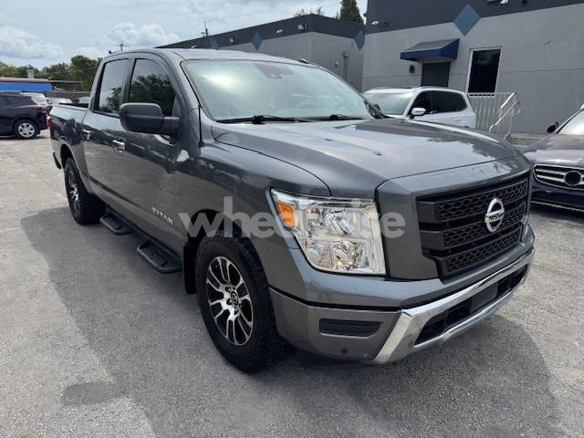 Photo 3 of 2021 NISSAN TITAN SV (VIN 1N6AA1EF2MN509484)