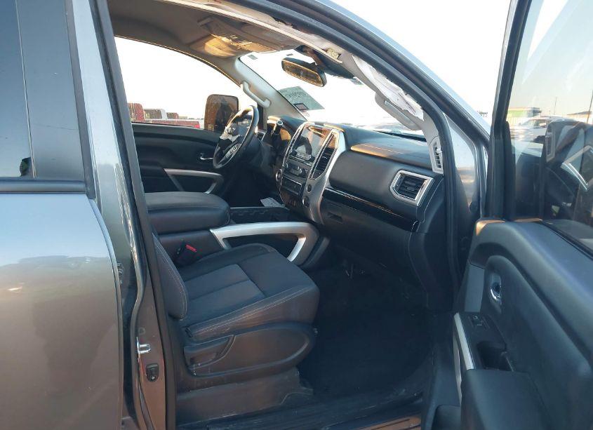 Photo 5 of 2020 Nissan Titan SV 4X2 (VIN 1N6AA1EF3LN503272)