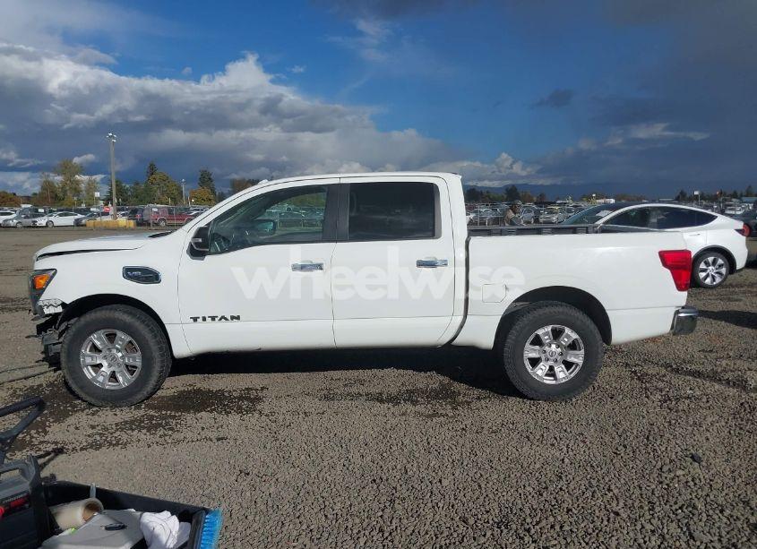 Photo 15 of 2017 Nissan Titan SV (VIN 1N6AA1EJ2HN532936)