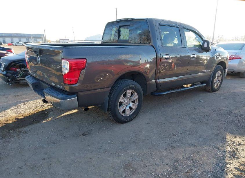 Photo 4 of 2017 Nissan Titan SV (VIN 1N6AA1EJ5HN544420)