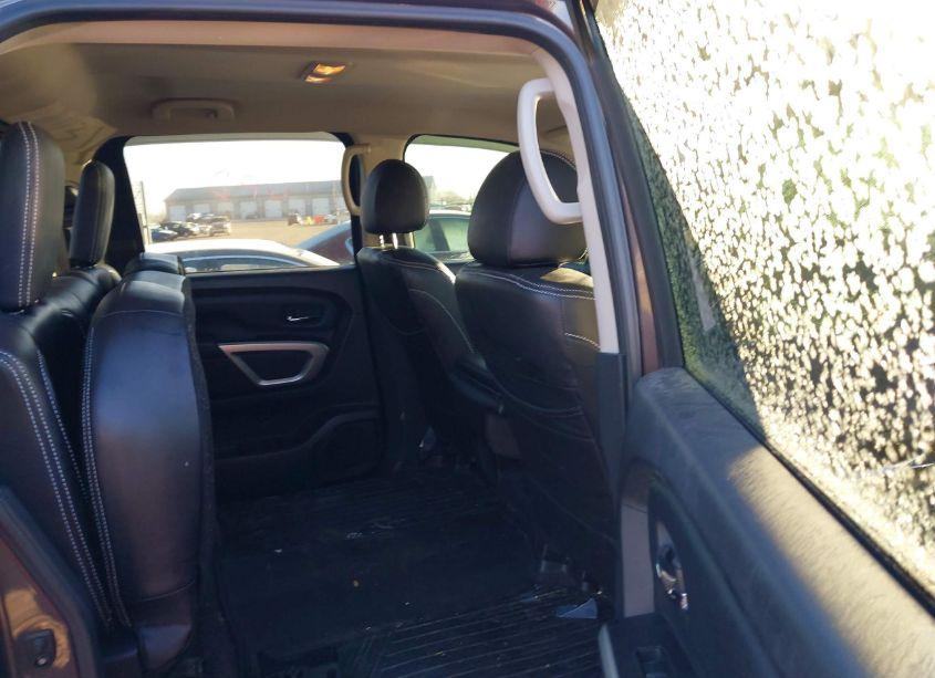 Photo 8 of 2017 Nissan Titan SV (VIN 1N6AA1EJ5HN544420)