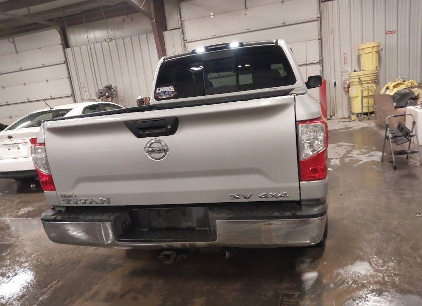 Photo 17 of 2017 Nissan Titan SV (VIN 1N6AA1EJ7HN543981)