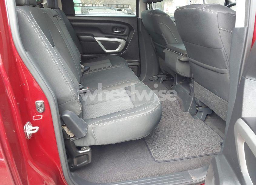 Photo 8 of 2017 Nissan Titan SV (VIN 1N6AA1EJ7HN562742)