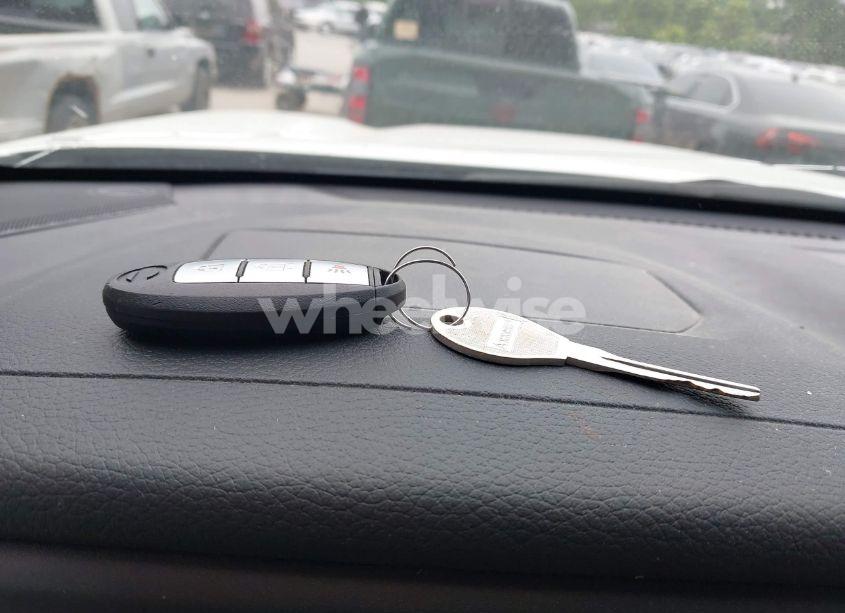 Photo 11 of 2017 Nissan Titan SV (VIN 1N6AA1EK1HN533195)