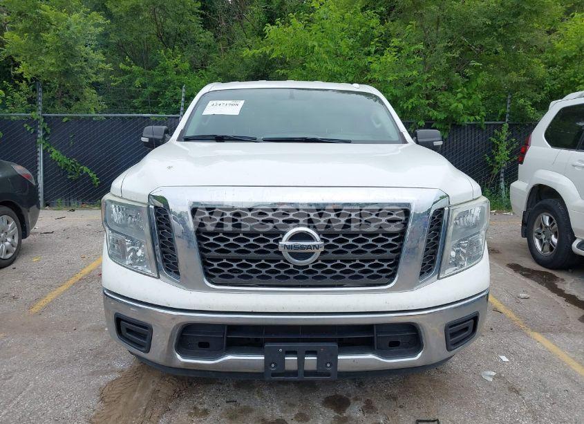Photo 12 of 2017 Nissan Titan SV (VIN 1N6AA1EK1HN533195)
