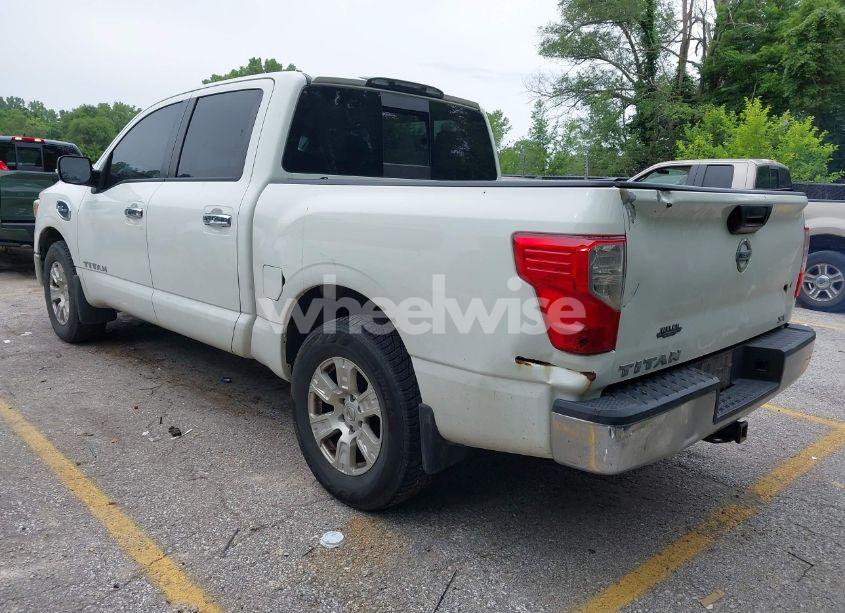Photo 3 of 2017 Nissan Titan SV (VIN 1N6AA1EK1HN533195)