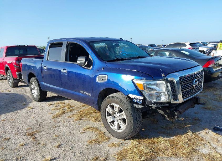 2017 Nissan Titan SV (VIN 1N6AA1EK3HN504264) main photo